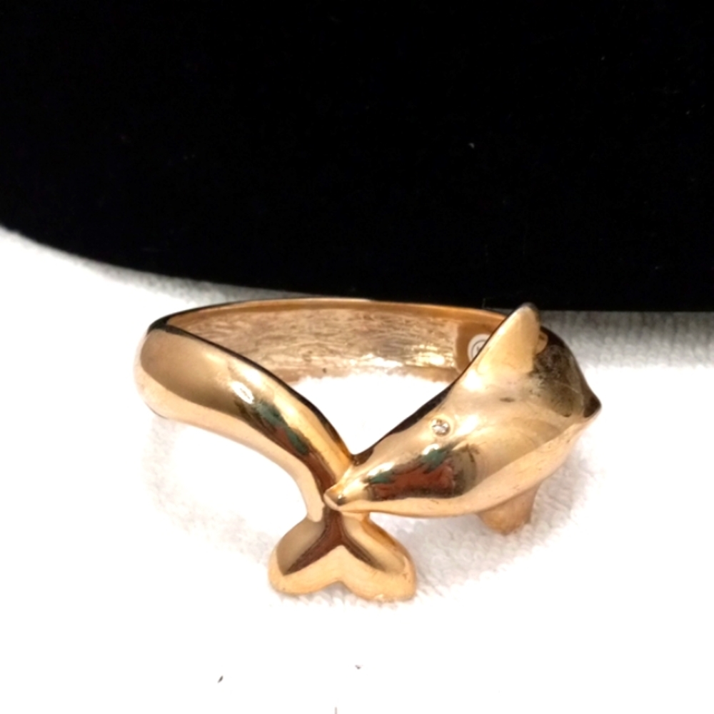 Dalphin Goldtone Braclet